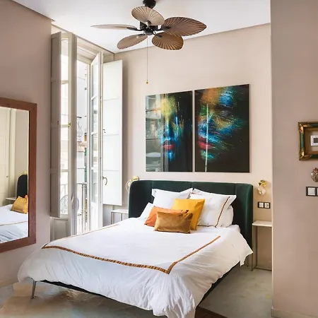 Apartment Balcones De Larios: Beautiful Balconies Next To Plaza De La Constitucion