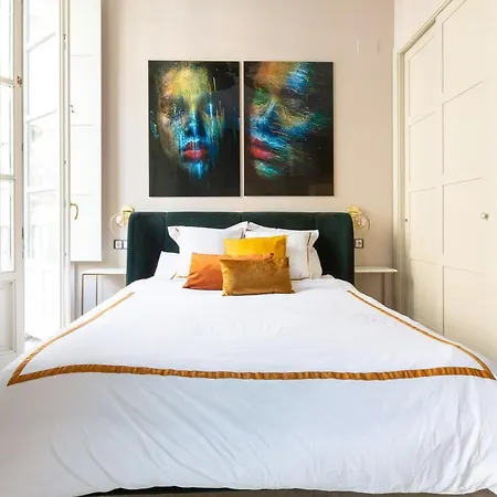 Apartment Balcones De Larios: Beautiful Balconies Next To Plaza De La Constitucion Malaga